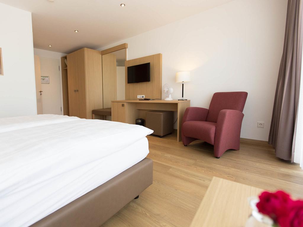 Hotel Seepark Garni Uberlingen Bagian luar foto