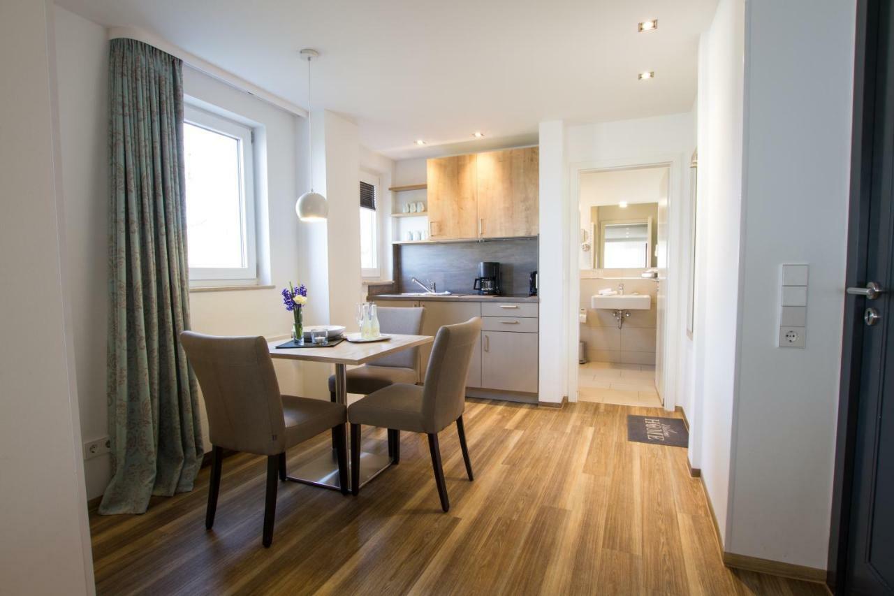 Hotel Seepark Garni Uberlingen Bagian luar foto