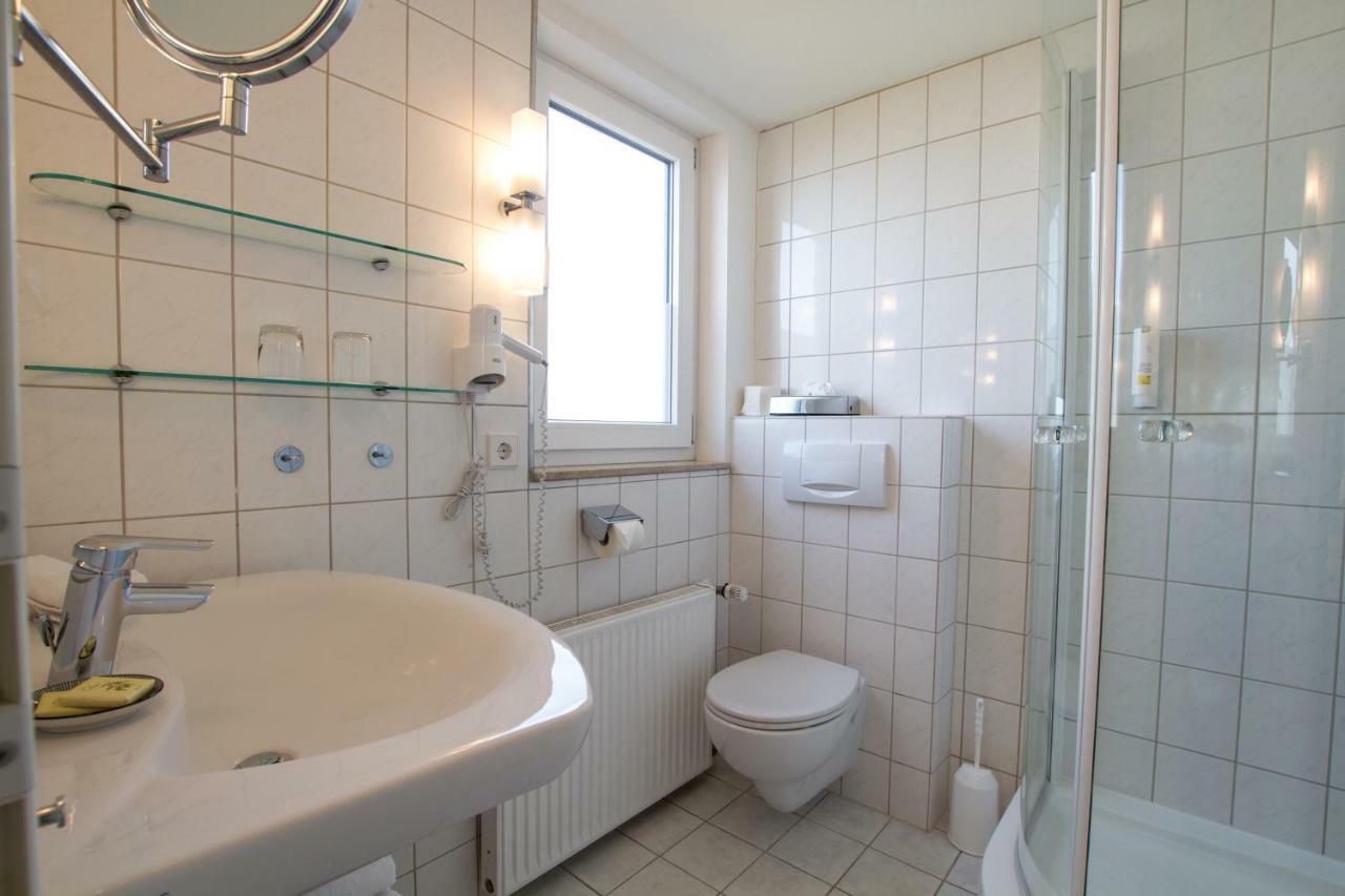 Hotel Seepark Garni Uberlingen Bagian luar foto